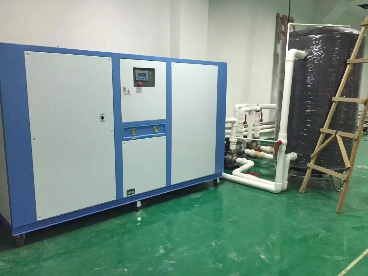 宏赛水冷式冷水机.jpg